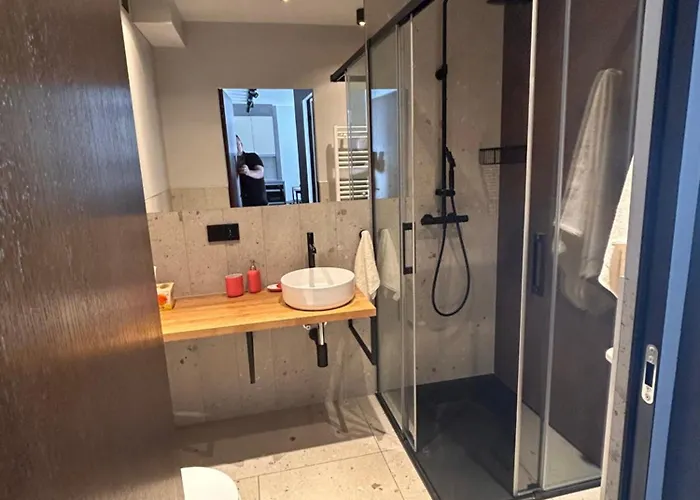 Tysiaclecie Apartamento *